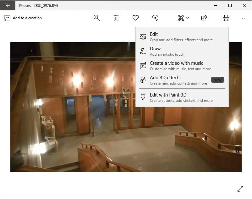 You can even draw and add 3D effects under inbuilt photo app