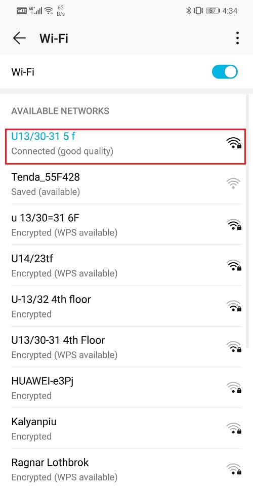  Ketuk nama Wi-Fi yang terhubung dengan Anda