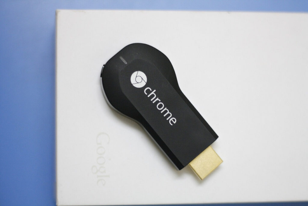 How to Mirror your Android or iPhone Screen to Chromecast