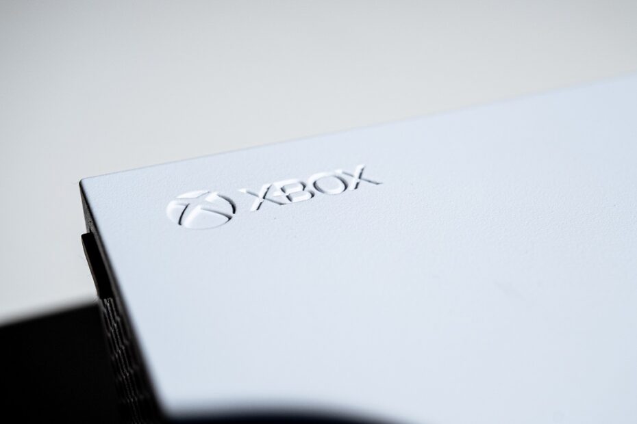 Fix Xbox One Overheating and Turning Off TechCult