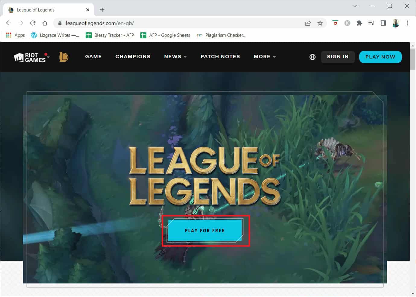 go to the League of Legends official website download page and click on the PLAY FOR FREE option