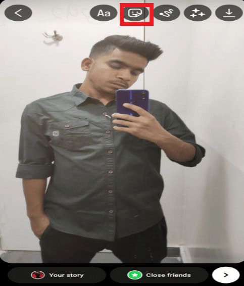 Now click on the square smile icon beside Aa. 