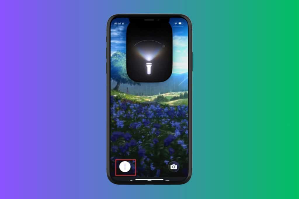 How to Turn Off Flashlight on iPhone